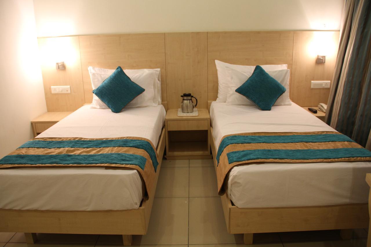 Hotel Southern Grand Vijayawāda Eksteriør bilde